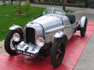 Magnifique Salmson de 1933. Cette voiture participa à une course automobile sur le circuit d’Orléans en 1934.